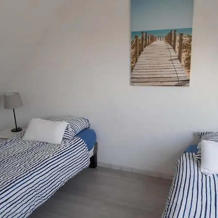 A La Ferme Casa de Férias Ploubezre